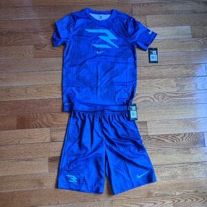 Nike youth large shirt and short set